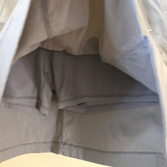 Athleta Trekkie Silver Gray/Taupe Skort Cargo Pockets Size 10 - Picture 6 of 7